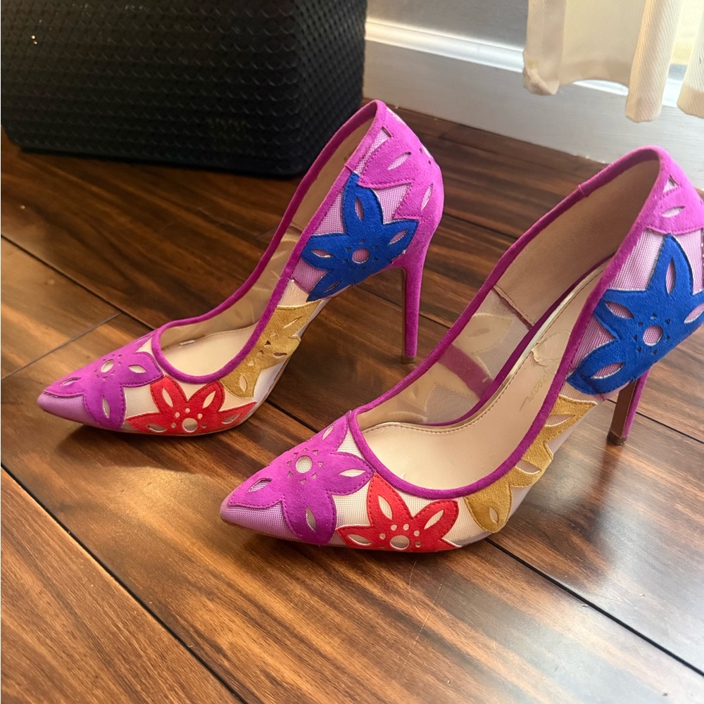 Jessica Simpson Fuchsia Pink Multicolor Floral Cutout Heels
